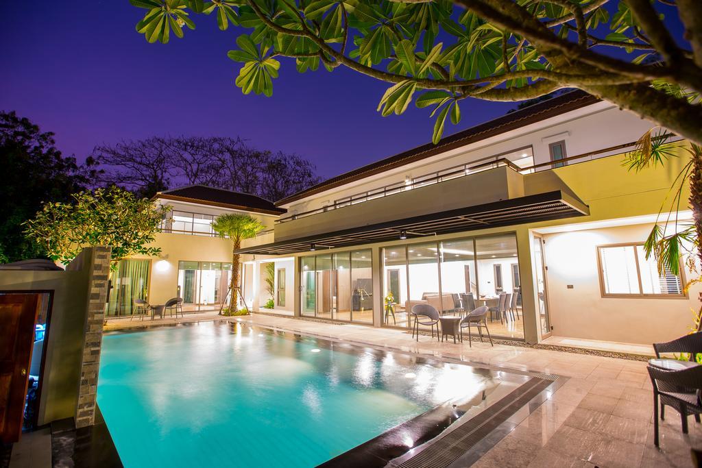 Villa Navin Premiere Pool Villa Jomtien Beach Exterior foto