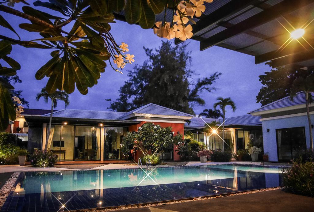 Villa Navin Premiere Pool Villa Jomtien Beach Exterior foto