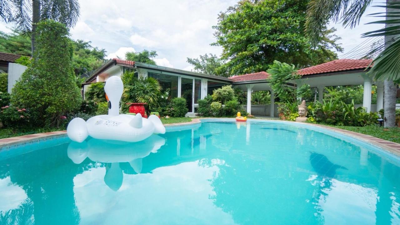 Villa Navin Premiere Pool Villa Jomtien Beach Exterior foto